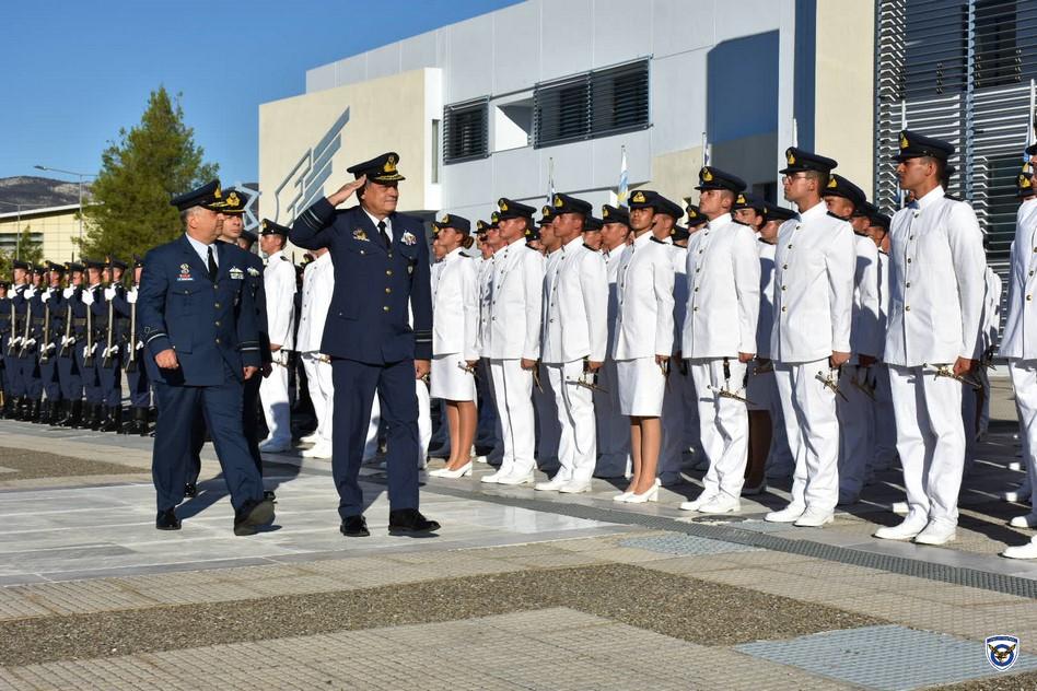 ΣΧΟΛΗ ΙΚΑΡΩΝ