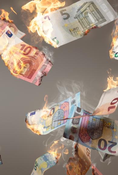 money_fire_istock